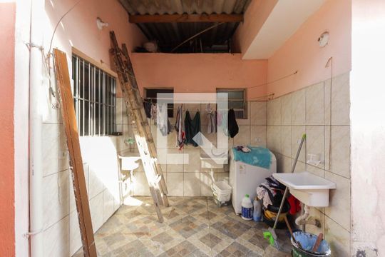 Área de Serviço de casa para alugar com 1 quarto, 42m² em Cidade Nitro Operária, São Paulo