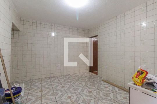 Casa para alugar com 1 quarto, 42m² em Cidade Nitro Operária, São Paulo