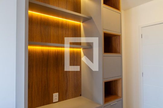 Sala de apartamento para alugar com 1 quarto, 47m² em Parque Campolim, Sorocaba