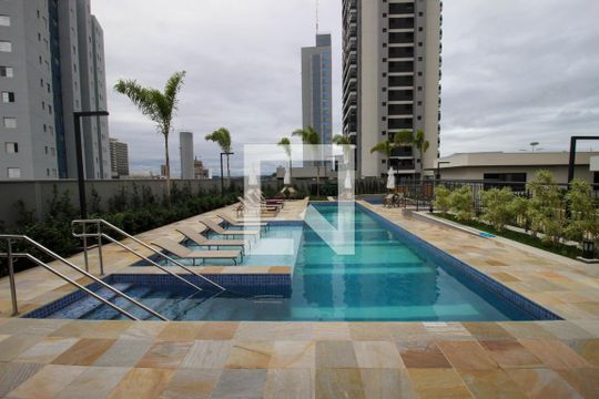 Área comum - Piscina de apartamento para alugar com 1 quarto, 47m² em Parque Campolim, Sorocaba