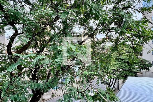 Vista do Quarto de apartamento para alugar com 3 quartos, 90m² em Santa Efigênia, Belo Horizonte