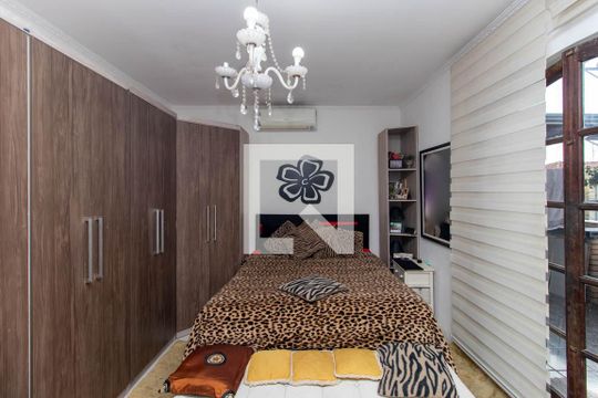 Suíte 1 de casa à venda com 3 quartos, 200m² em Vila Medeiros, São Paulo