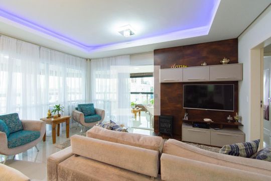 Sala de apartamento à venda com 3 quartos, 156m² em Centro, Canoas