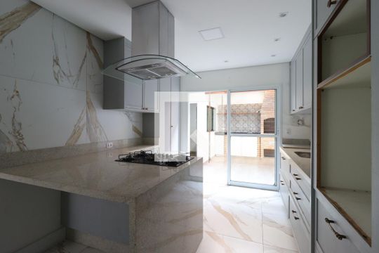 Cozinha de casa à venda com 3 quartos, 200m² em Parque Oratório, Santo André