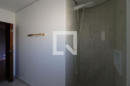 Banheiro da Suíte de casa à venda com 3 quartos, 200m² em Parque Oratório, Santo André