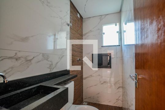 Banheiro da Suíte de apartamento à venda com 2 quartos, 92m² em Vila Curuçá, Santo André