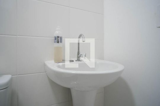 Banheiro de apartamento à venda com 2 quartos, 35m² em Cidade Patriarca, São Paulo