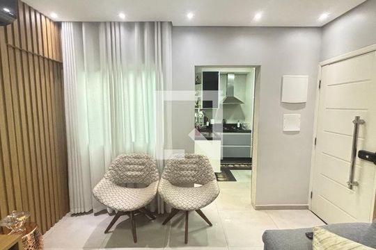 Sala de apartamento à venda com 3 quartos, 80m² em Vila Metalúrgica, Santo André