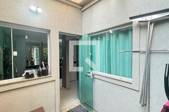 Área de Serviço de apartamento à venda com 3 quartos, 80m² em Vila Metalúrgica, Santo André