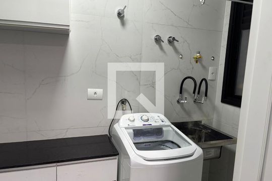 Lavanderia de casa à venda com 3 quartos, 180m² em Vila da Saúde, São Paulo