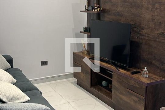 Sala de casa à venda com 3 quartos, 180m² em Vila da Saúde, São Paulo