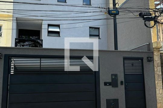 Fachada de casa à venda com 3 quartos, 180m² em Vila da Saúde, São Paulo