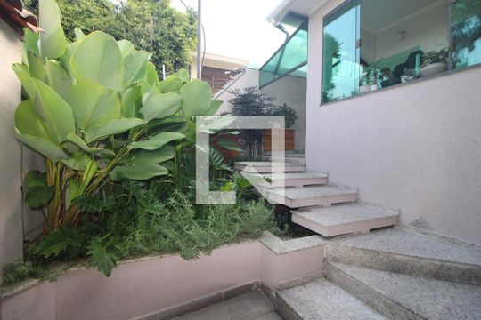 Garagem de casa à venda com 5 quartos, 193m² em Jardim Sao Paulo(zona Norte), São Paulo