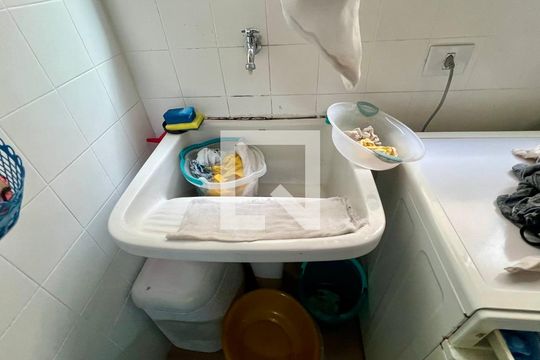 Área de Serviço de apartamento para alugar com 3 quartos, 117m² em Pinheiros, São Paulo
