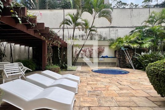 Área comum - Piscina de apartamento para alugar com 3 quartos, 117m² em Pinheiros, São Paulo
