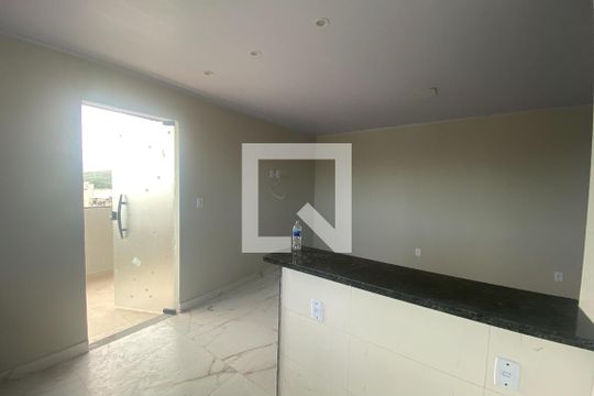 Cozinha de apartamento para alugar com 1 quarto, 125m² em Vila Santa Cruz, Duque de Caxias