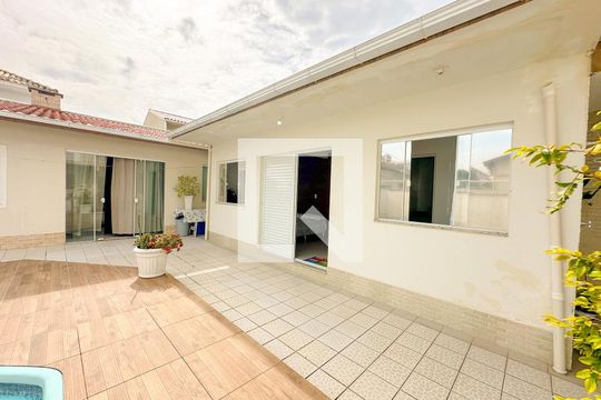 Área comum - Área Externa de apartamento para alugar com 1 quarto, 40m² em Ingleses Norte, Florianópolis