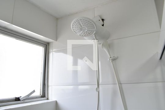 Banheiro de apartamento para alugar com 2 quartos, 82m² em Jardim Botânico, Curitiba