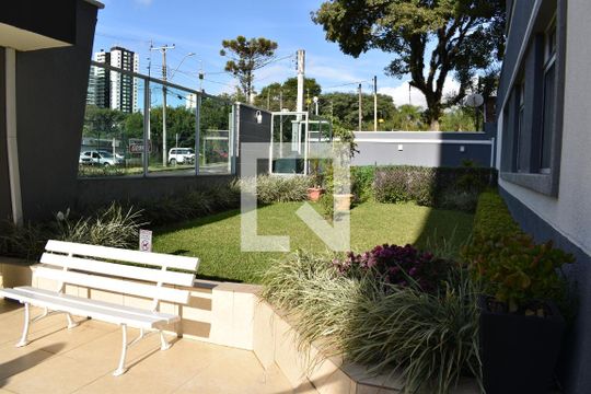 Área comum - Jardim de apartamento para alugar com 2 quartos, 82m² em Jardim Botânico, Curitiba