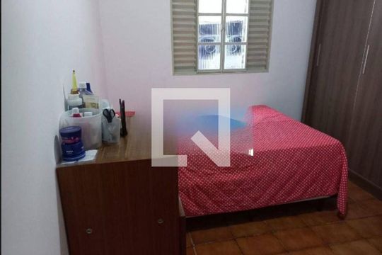 Casa à venda com 2 quartos, 114m² em Vila Nair, São Paulo