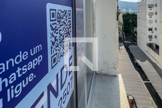 Plaquinha de apartamento à venda com 2 quartos, 85m² em Grajaú, Rio de Janeiro