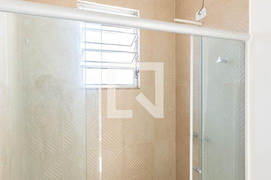 Banheiro de apartamento à venda com 2 quartos, 85m² em Grajaú, Rio de Janeiro
