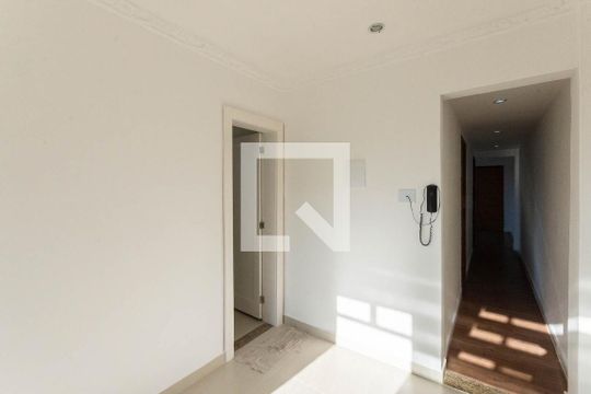 Cozinha de apartamento à venda com 2 quartos, 85m² em Grajaú, Rio de Janeiro
