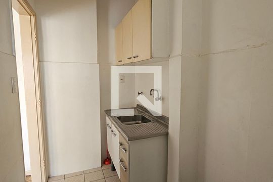 Cozinha de kitnet/studio à venda com 1 quarto, 23m² em Centro Histórico de São Paulo, São Paulo