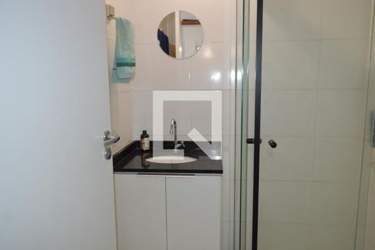 Banheiro de kitnet/studio à venda com 1 quarto, 29m² em Vila Dom Pedro I, São Paulo