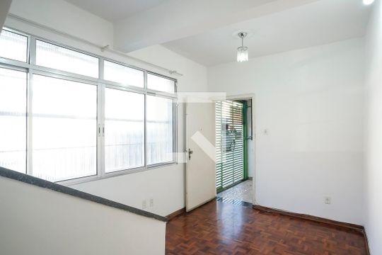 Sala de casa à venda com 2 quartos, 98m² em Cerâmica, São Caetano do Sul