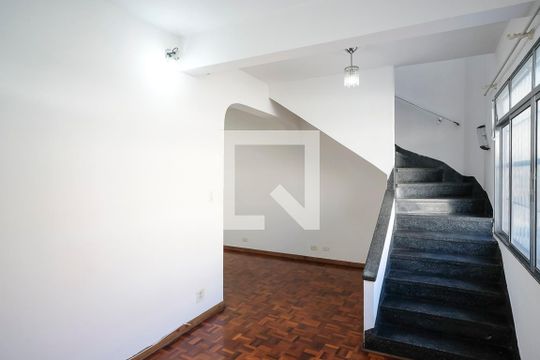 Casa à venda com 2 quartos, 98m² em Cerâmica, São Caetano do Sul