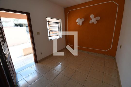 Sala de casa à venda com 3 quartos, 150m² em Jardim Margarida, Campinas