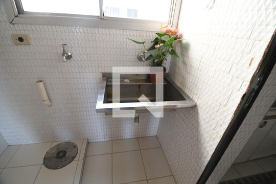 Área de Serviço de apartamento para alugar com 1 quarto, 72m² em Cambuí, Campinas