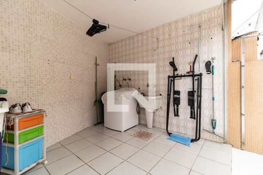 Lavanderia de casa à venda com 2 quartos, 110m² em Sacomã, São Paulo
