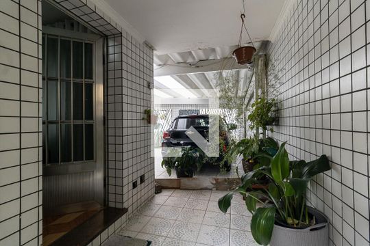 Entrada  de casa à venda com 2 quartos, 110m² em Sacomã, São Paulo
