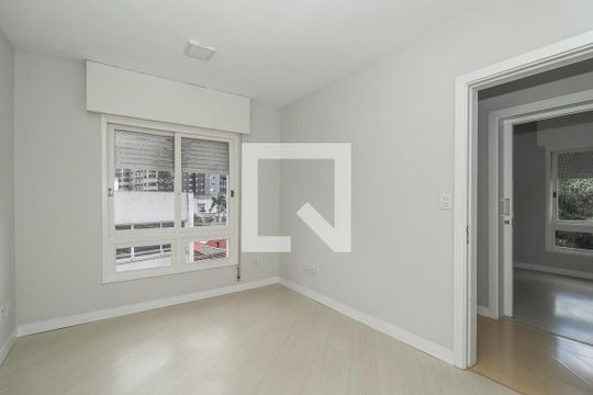Quarto 1 de apartamento à venda com 3 quartos, 78m² em Higienópolis, Porto Alegre
