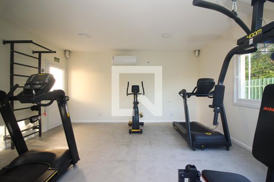 Área comum - Academia de casa de condomínio à venda com 3 quartos, 96m² em Cavalhada, Porto Alegre