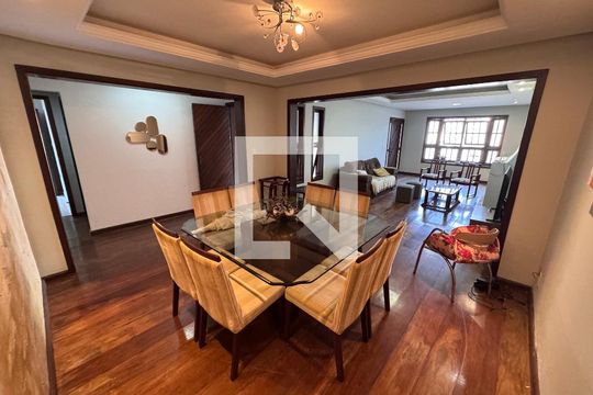 Sala de casa à venda com 3 quartos, 200m² em Scharlau, São Leopoldo