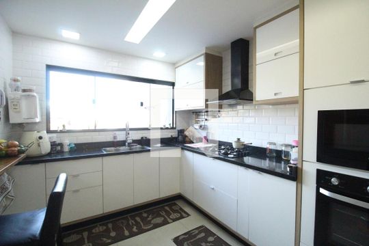 Cozinha de casa de condomínio à venda com 3 quartos, 219m² em Anil, Rio de Janeiro
