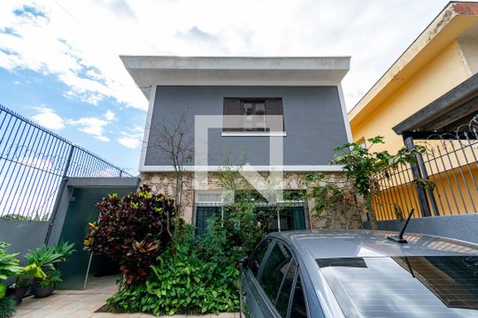 Fachada de casa à venda com 4 quartos, 200m² em Jabaquara, São Paulo