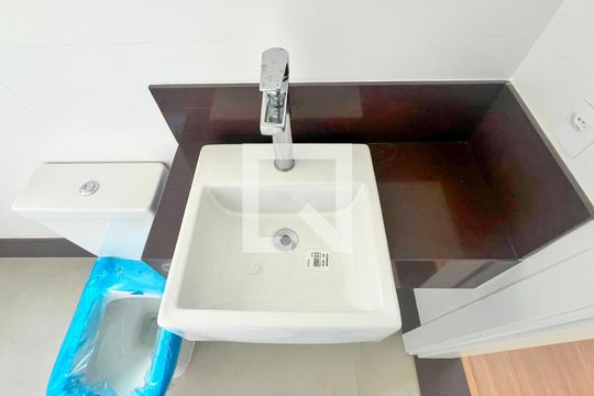 Banheiro do Quarto 3 de apartamento à venda com 3 quartos, 88m² em Serra, Belo Horizonte