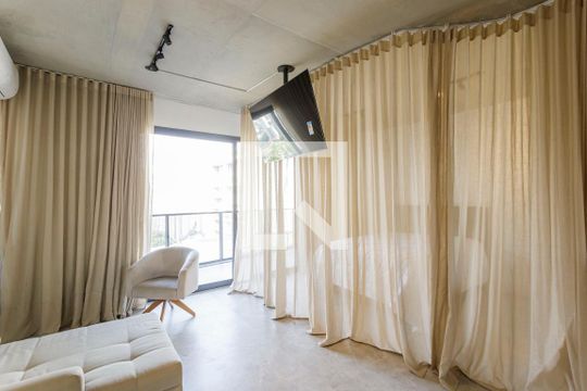 Studio de kitnet/studio para alugar com 1 quarto, 42m² em Vila Olímpia, São Paulo