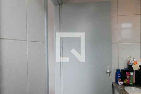 Banheiro do Quarto 2 de casa de condomínio à venda com 3 quartos, 125m² em Castelo, Belo Horizonte