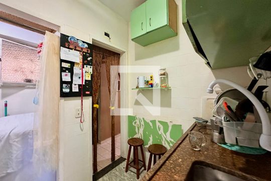 Cozinha de apartamento à venda com 2 quartos, 51m² em Glória, Rio de Janeiro