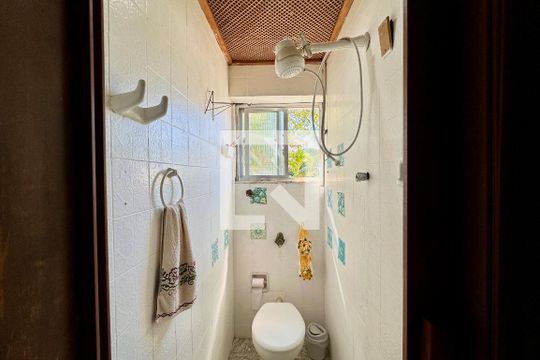 Banheiro de Serviço de apartamento à venda com 2 quartos, 51m² em Glória, Rio de Janeiro