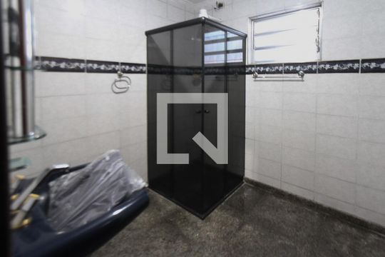 Banheiro Social de casa para alugar com 3 quartos, 179m² em Jardim Sapopemba, São Paulo