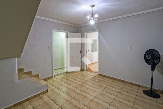 Sala de casa à venda com 6 quartos, 310m² em Jardim Peri, São Paulo