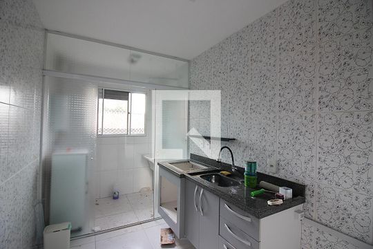 Cozinha de casa de condomínio para alugar com 3 quartos, 106m² em Suiço, São Bernardo do Campo