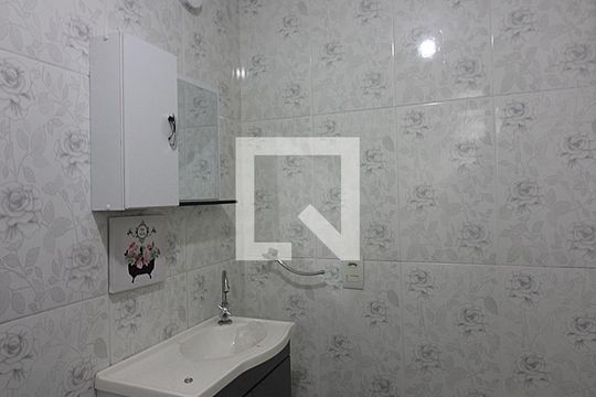 Banheiro da Suíte de casa de condomínio para alugar com 3 quartos, 106m² em Suiço, São Bernardo do Campo
