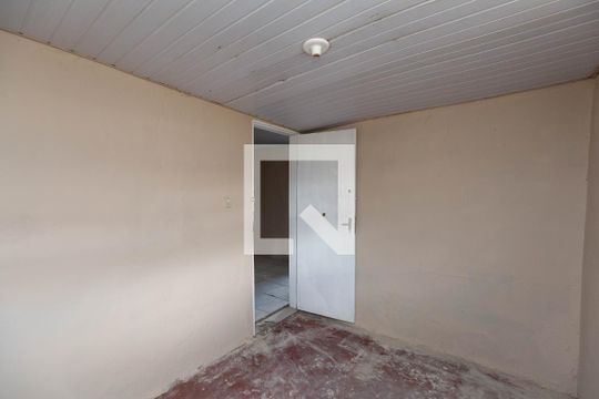Quarto 2 de casa para alugar com 3 quartos, 60m² em Carlos Prates, Belo Horizonte
